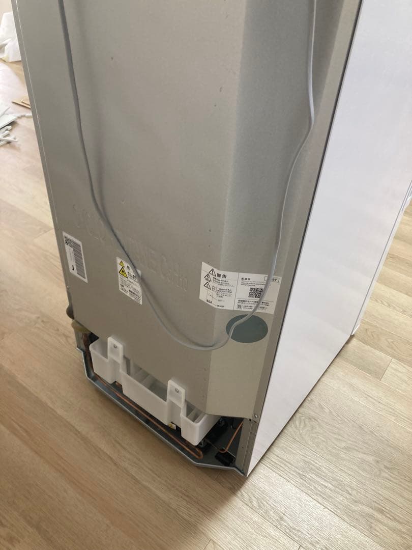 SHARP製 冷蔵庫 (280L 右開き ホワイト) 【一人暮らし 二人暮らし】