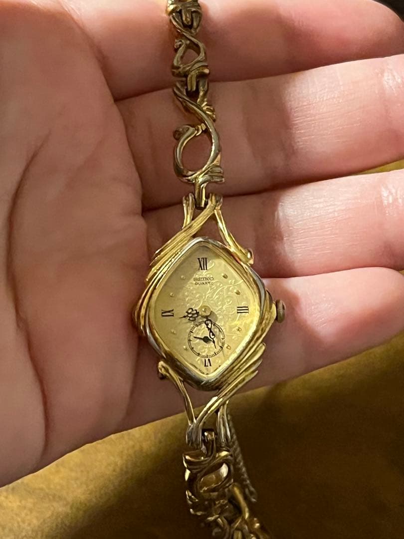 Seiko 装飾的なデザイン 時計