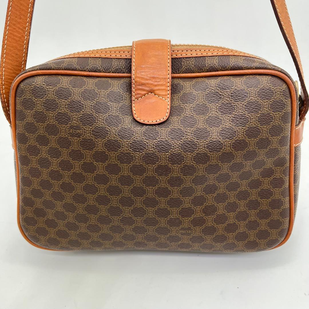 【美品】CELINE ショルダーバッグ 斜めがけ マカダム柄 トリオンフ PVC