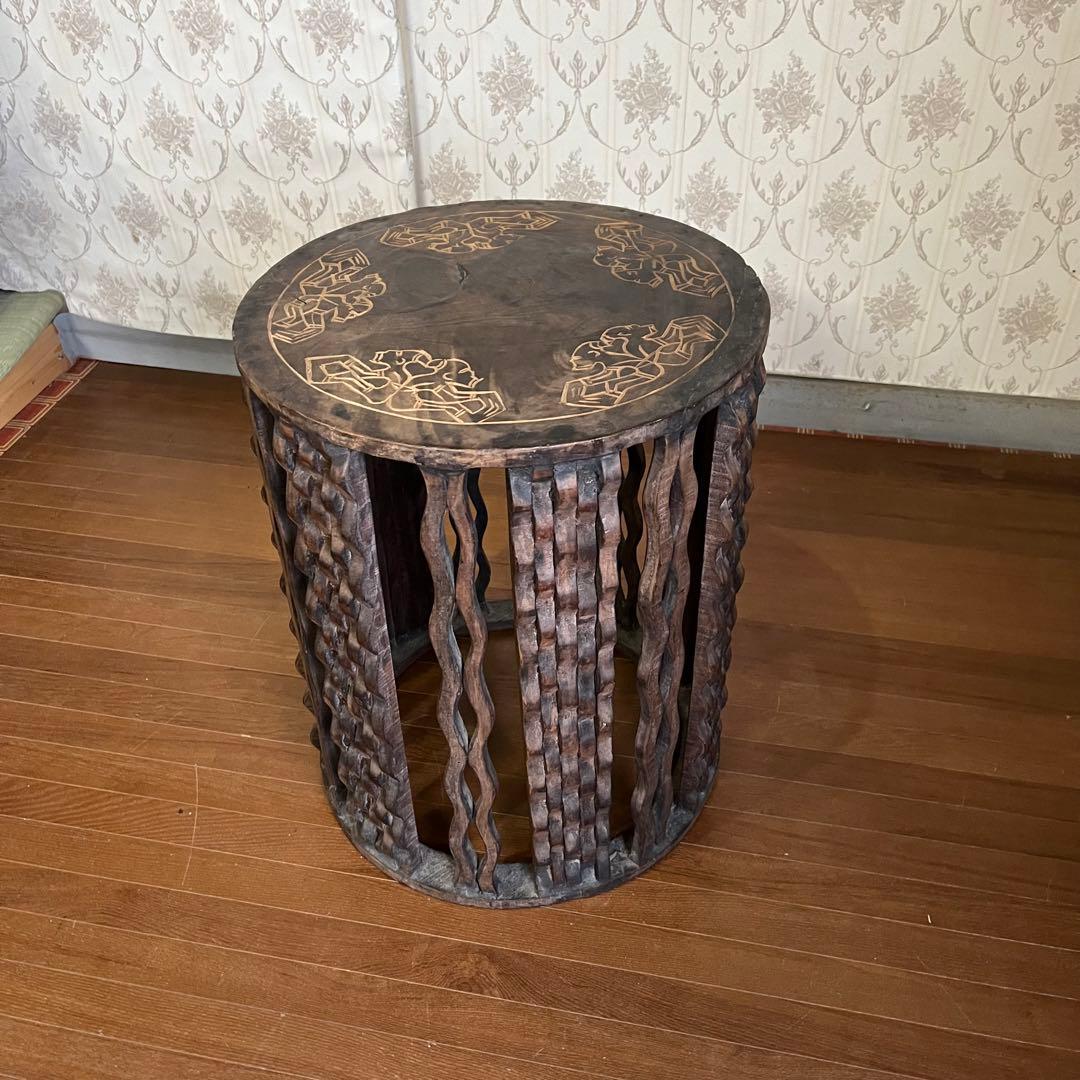 【アンティーク】② アジアン家具 木製 彫刻 木彫り サイドテーブル 古家具