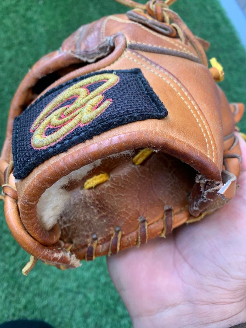 【DJII】 ドナイヤ製硬式内野手用グラブ　DJII