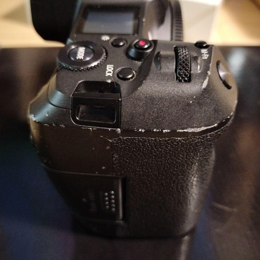 Canon EOS R本体+BG-E22