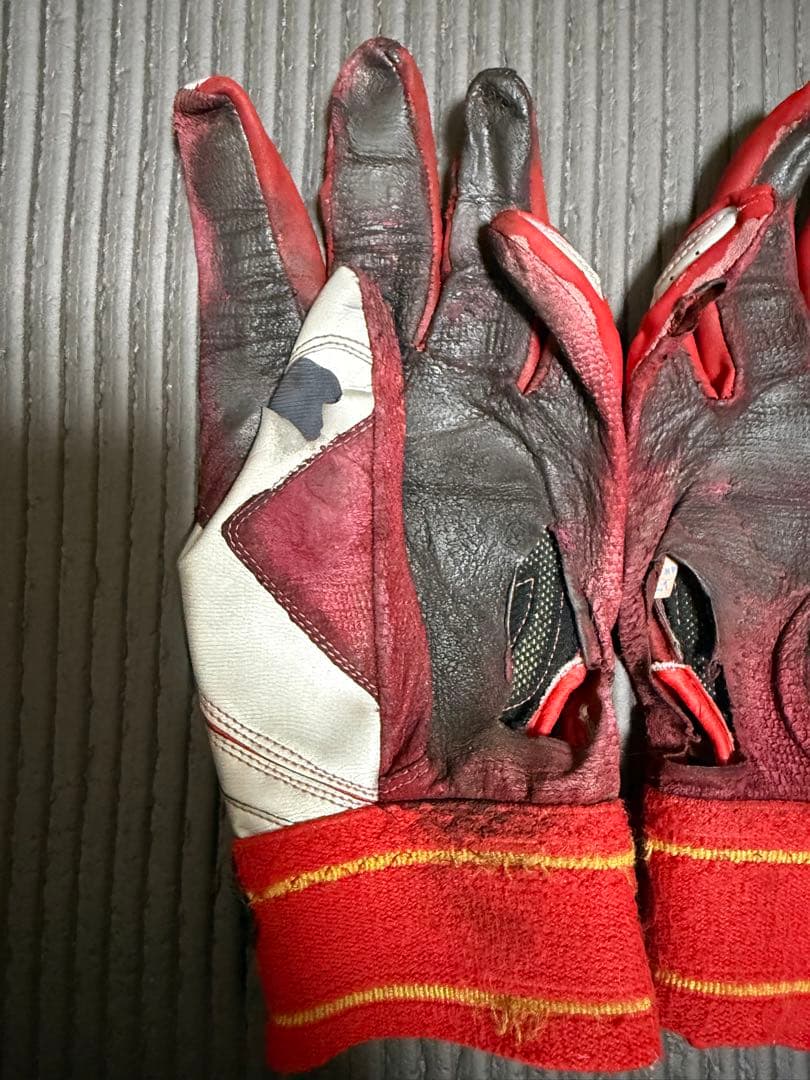 【実使用】五十幡亮汰選手 FIGHTERS バッティンググローブ 早い者勝ち‼️