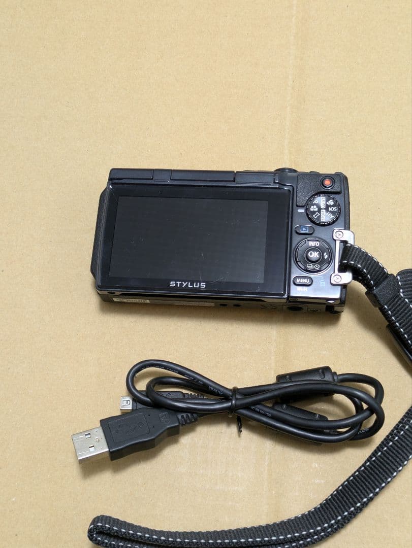 故障ジャンク品 オリンパス TG-860 Tough デジタルカメラ 防水