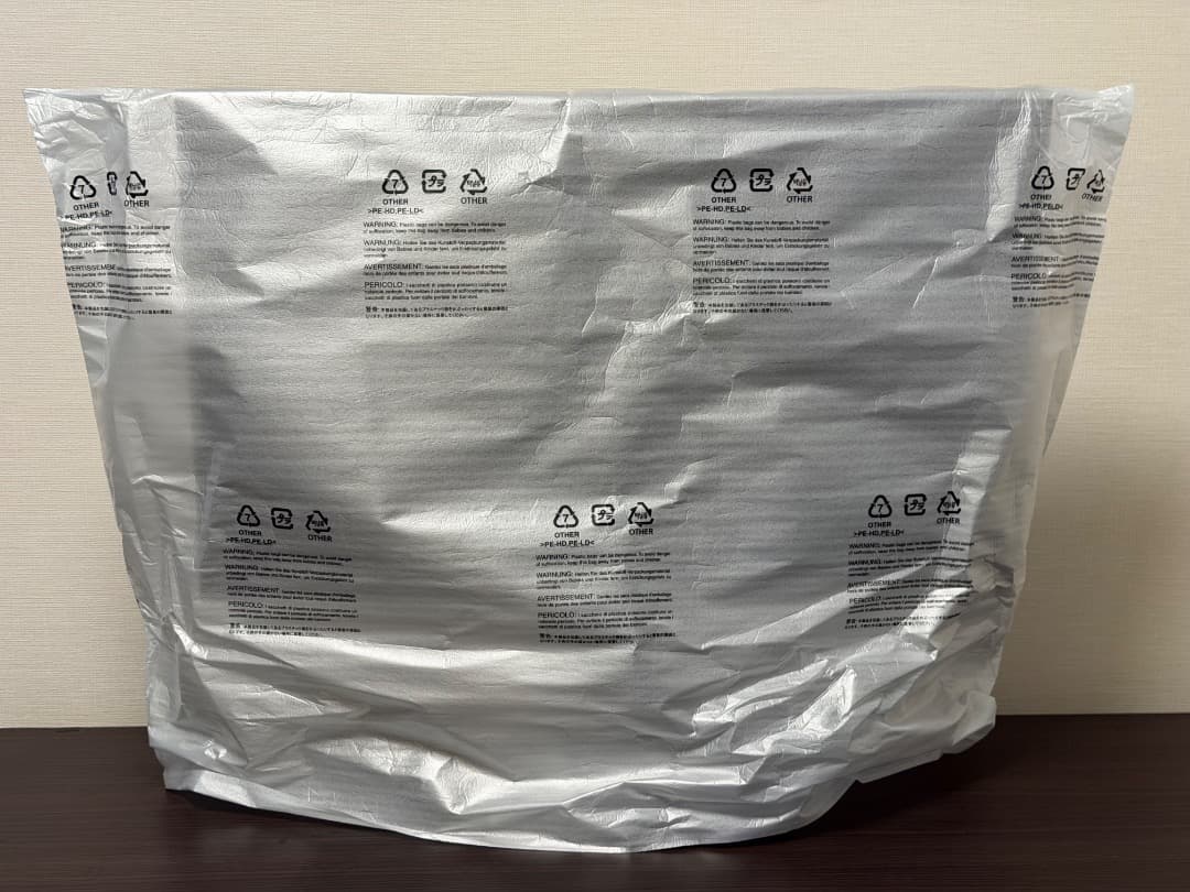 EIZO ColorEdge CS2740 27インチモニター 遮光フードあり