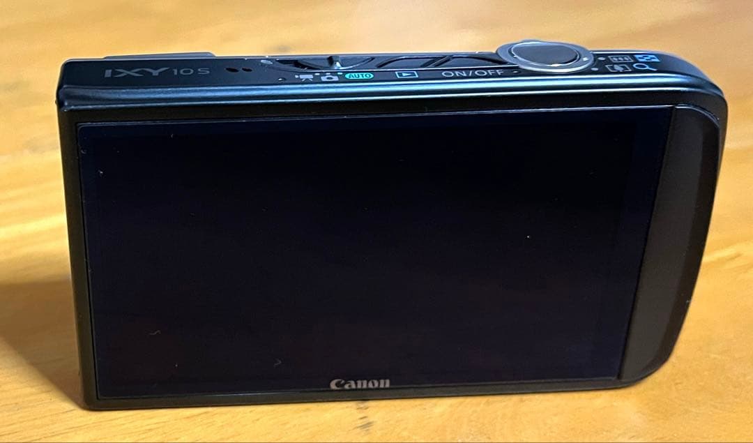 【極美品】Canon ixy10sシルバー　付属品あり