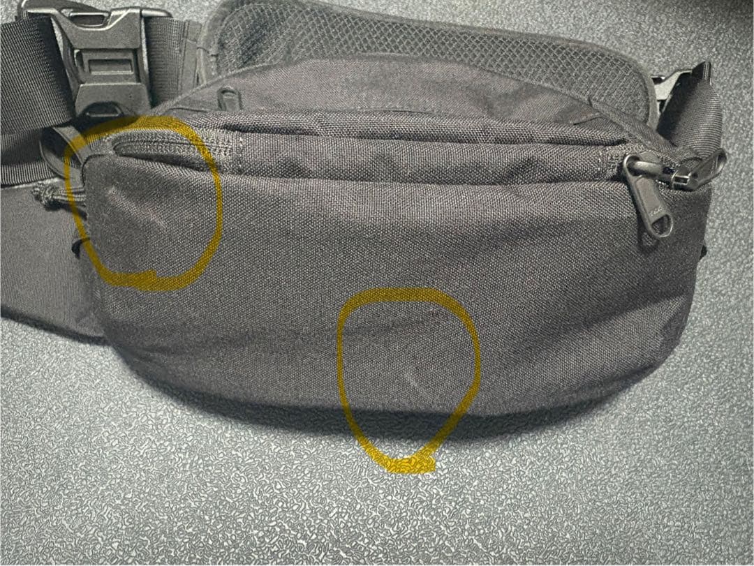 Hugoo ヒップシート　ブラック×ベージュ　ハグー