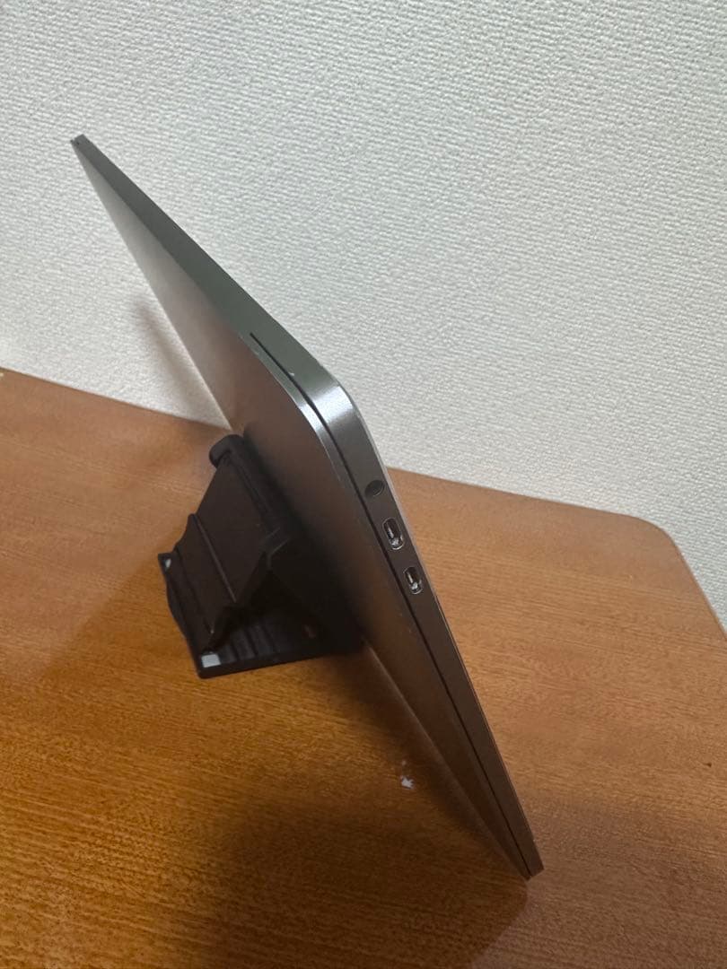 Macbook Pro 15インチ 2018 i9 256GB