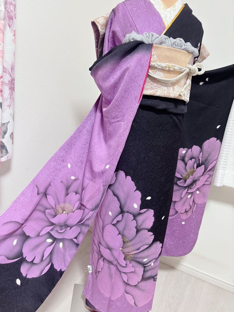 正絹　豪華振袖フルセット　大輪　牡丹　薄紫 ピンク　黒地　紫と黒 花柄
