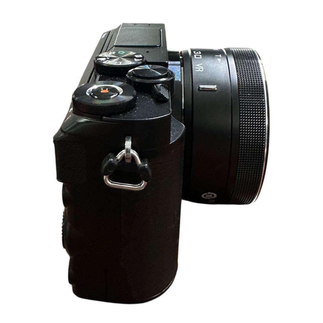 美品 Nikon1 J5 ミラーレス一眼 ダブルレンズキット レンズ3点