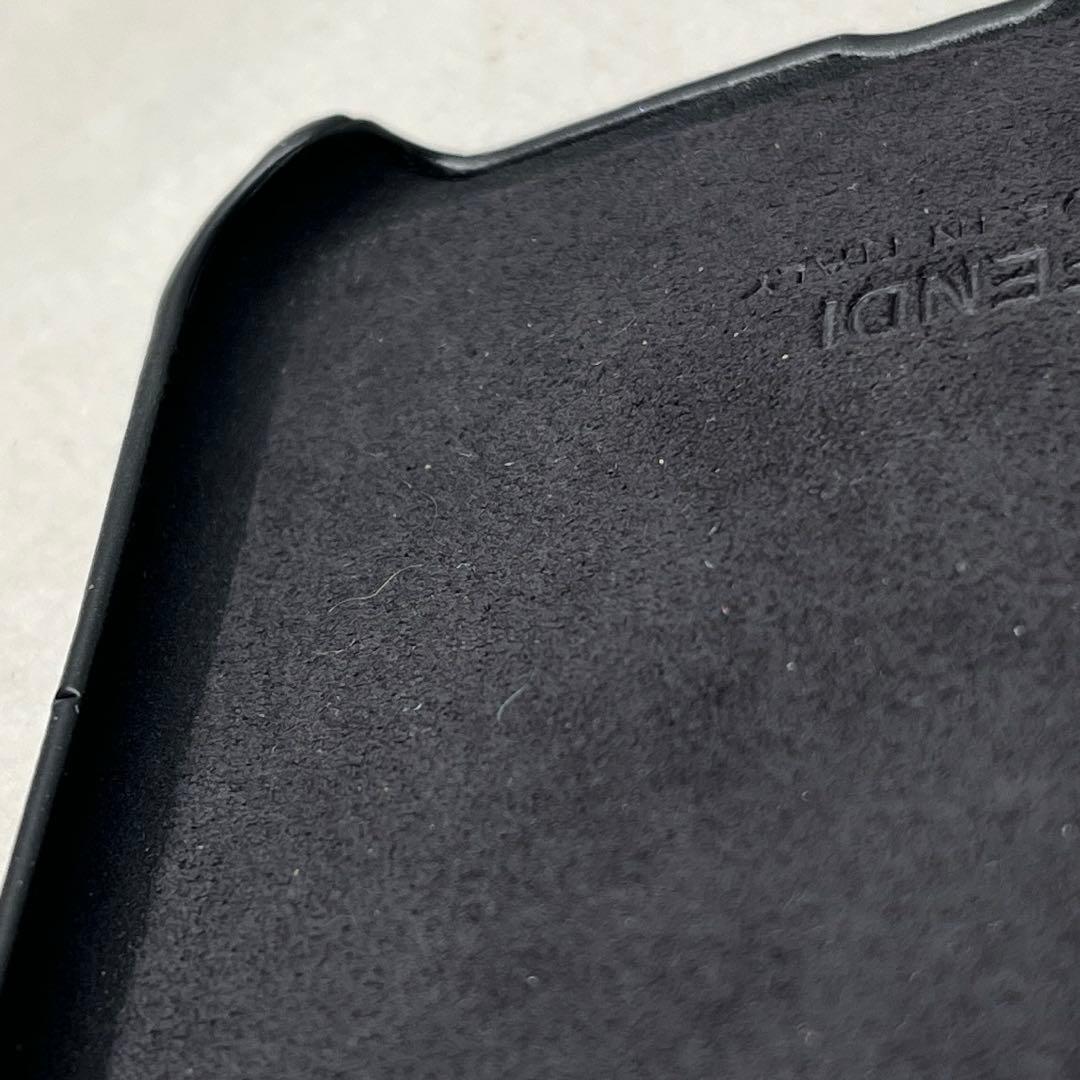 【正規品】FENDI ブルーファー イニシャル文字 スマホケース iPhone8