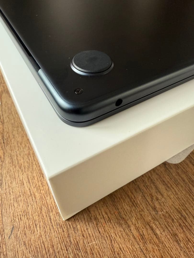 MacBook Air M2 8GB 256GB MLY33J/A US配列