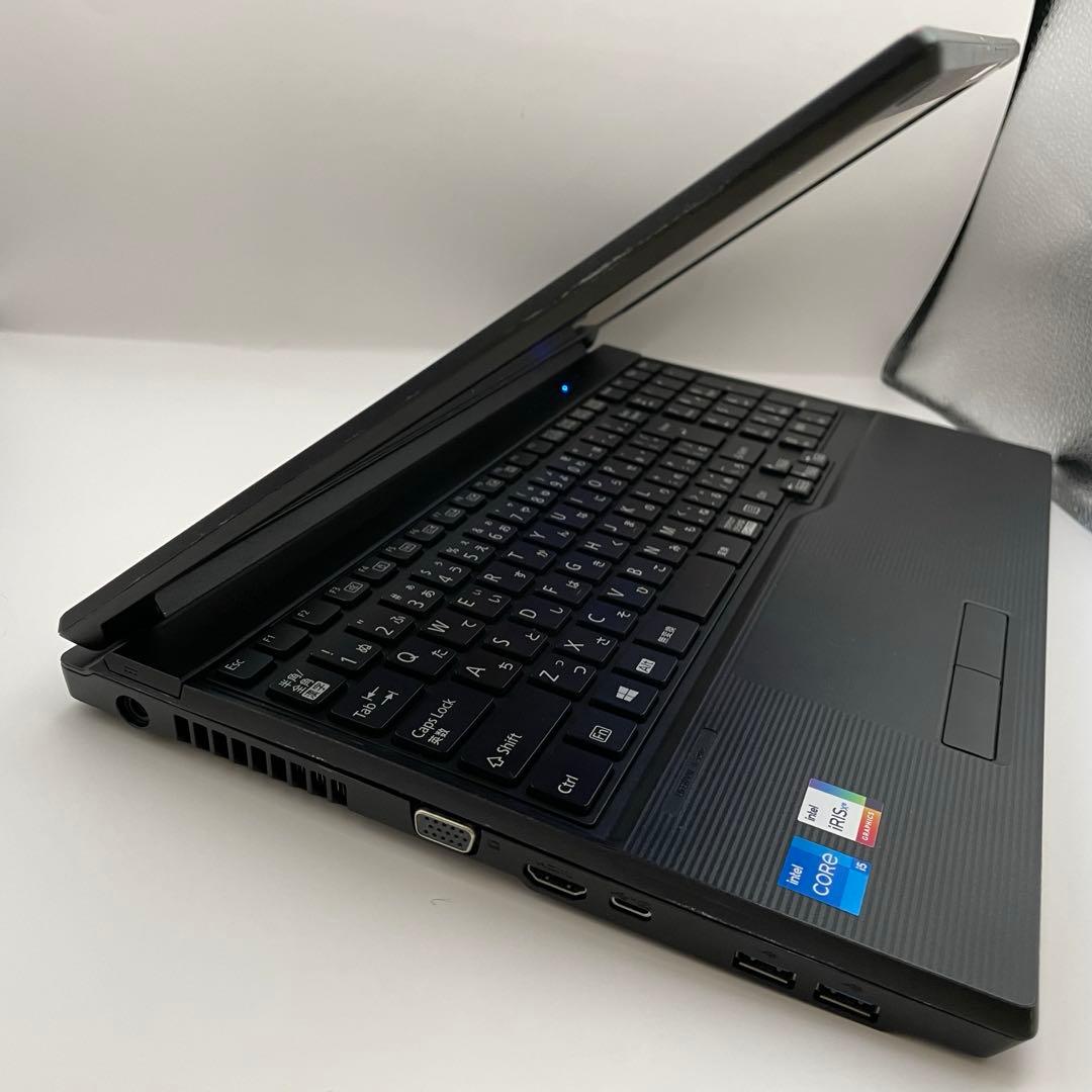 ノートPC/黒/i5/20GB/256GB/Office2024/FUJITSU