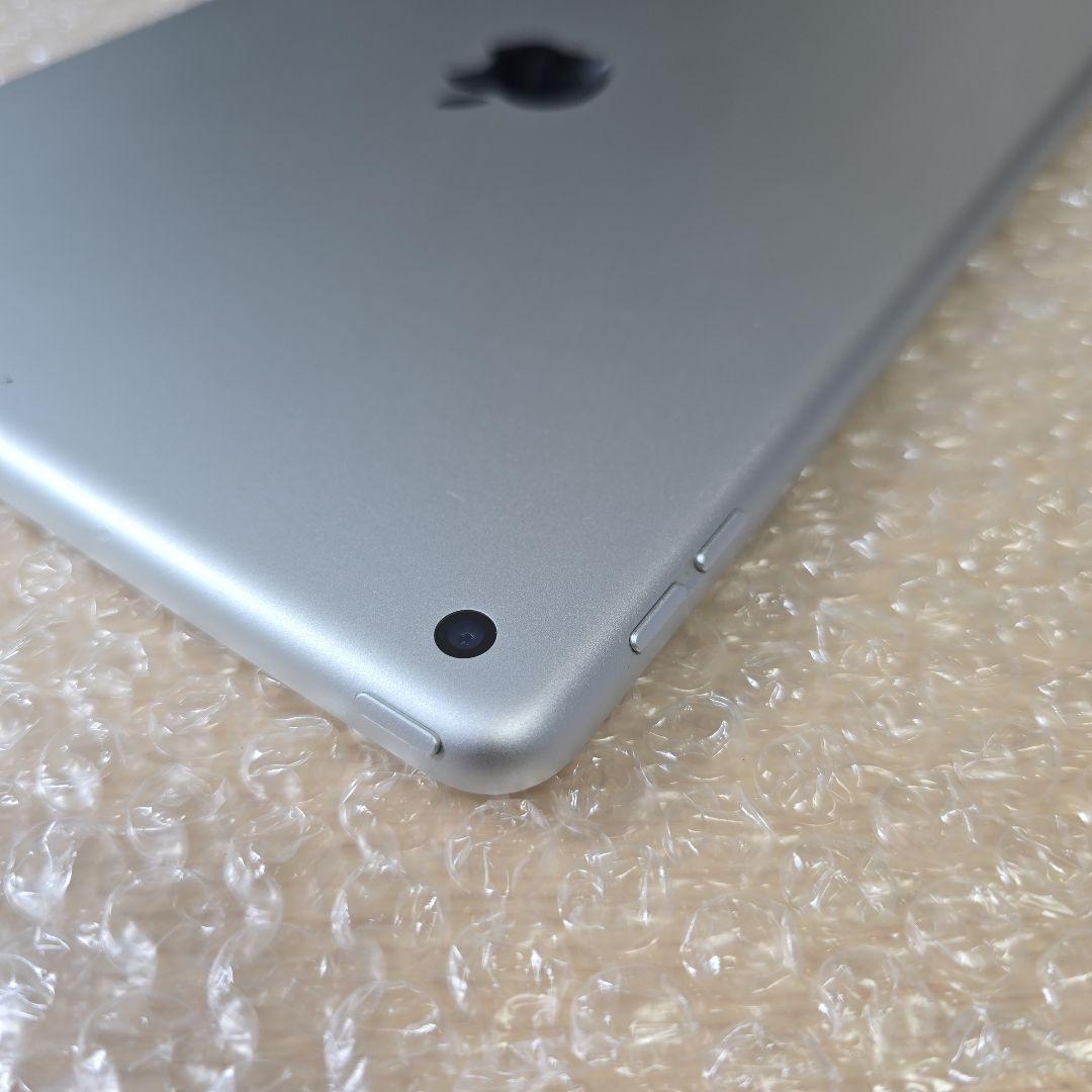 お*ー様 iPad 7◼️第7世代◼️Wi-Fi版◼️新品バッテリー◼️MF3N