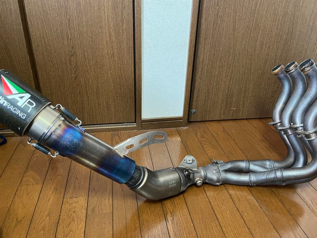 gsxr1000 用マフラー　純正エキパイとセット