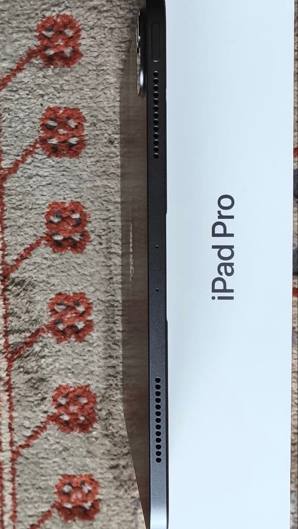 iPad Pro 128GB 11インチ(第二世代) カバー付