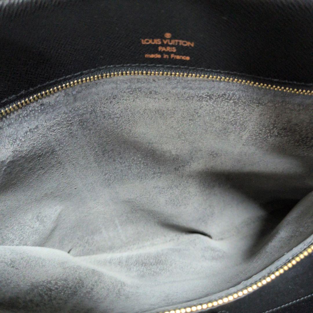 LOUIS VUITTON ブリーフケース ポルト ドキュマン ヴォワヤージュ