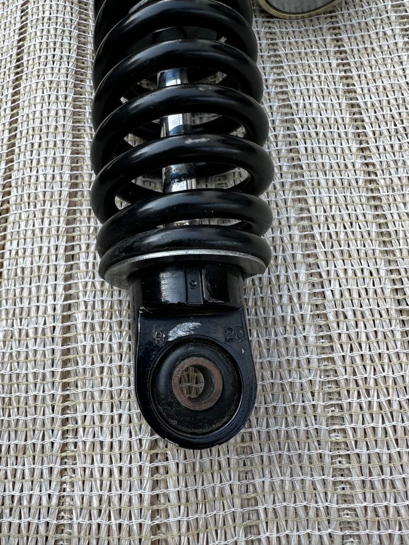 ZRX1100 逆輸入車仕様　純正リアサスペンション360ミリ