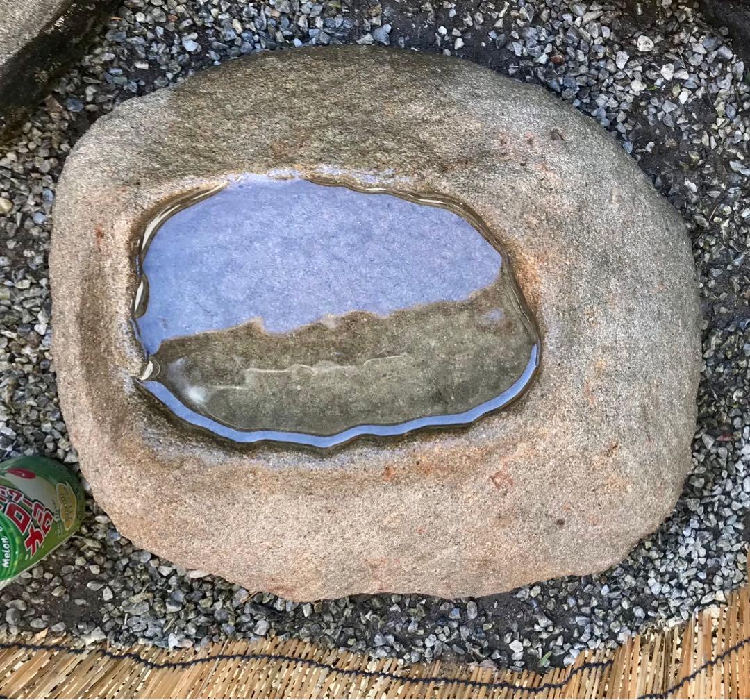 【天然自然石・水鉢・石鉢・蹲・縁先手水鉢・植え込み鉢】庭石置物オブジェバードバス