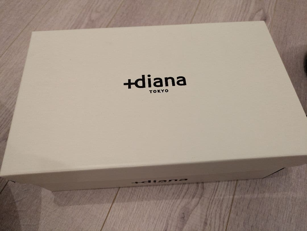 【試着のみ】プラスダイアナ　6cmヒールアップサンダル　ブラック