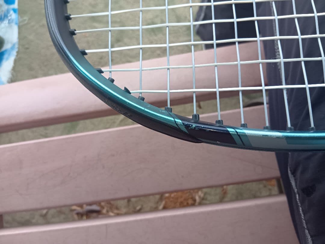 ヨネックス　イーゾーン YONEX EZONE 100 テニスラケット