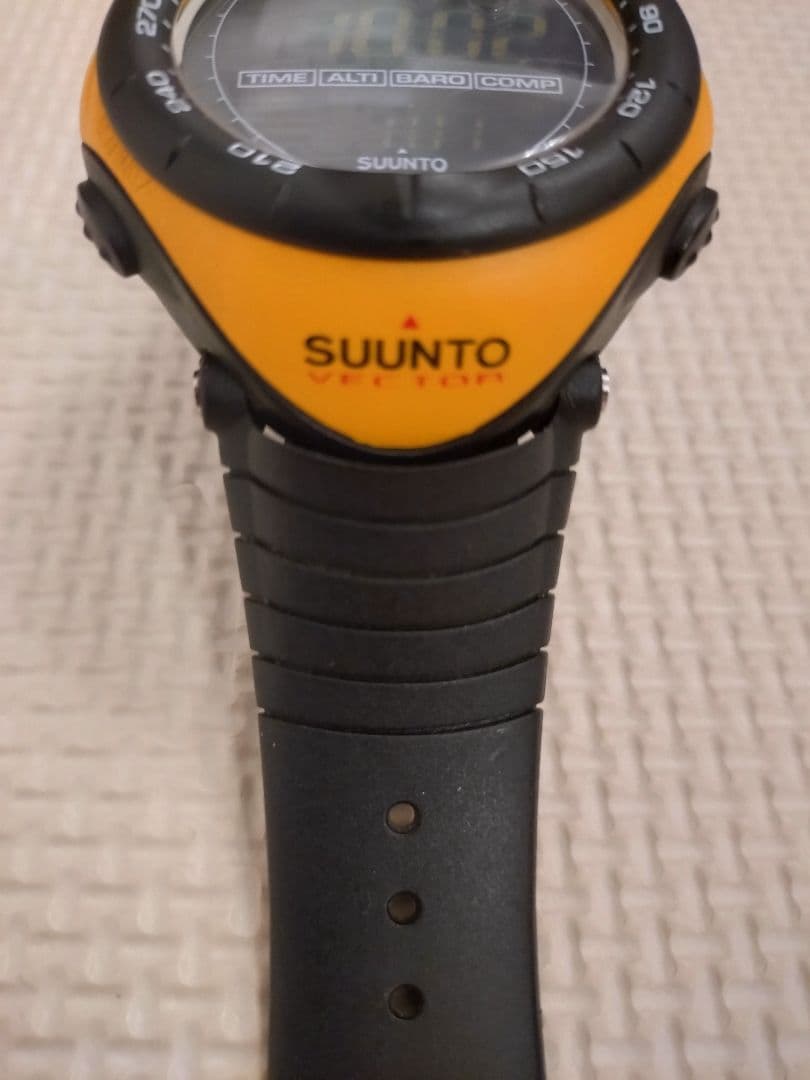 超美品 限定 SUUNTO VECTOR スント イエロー