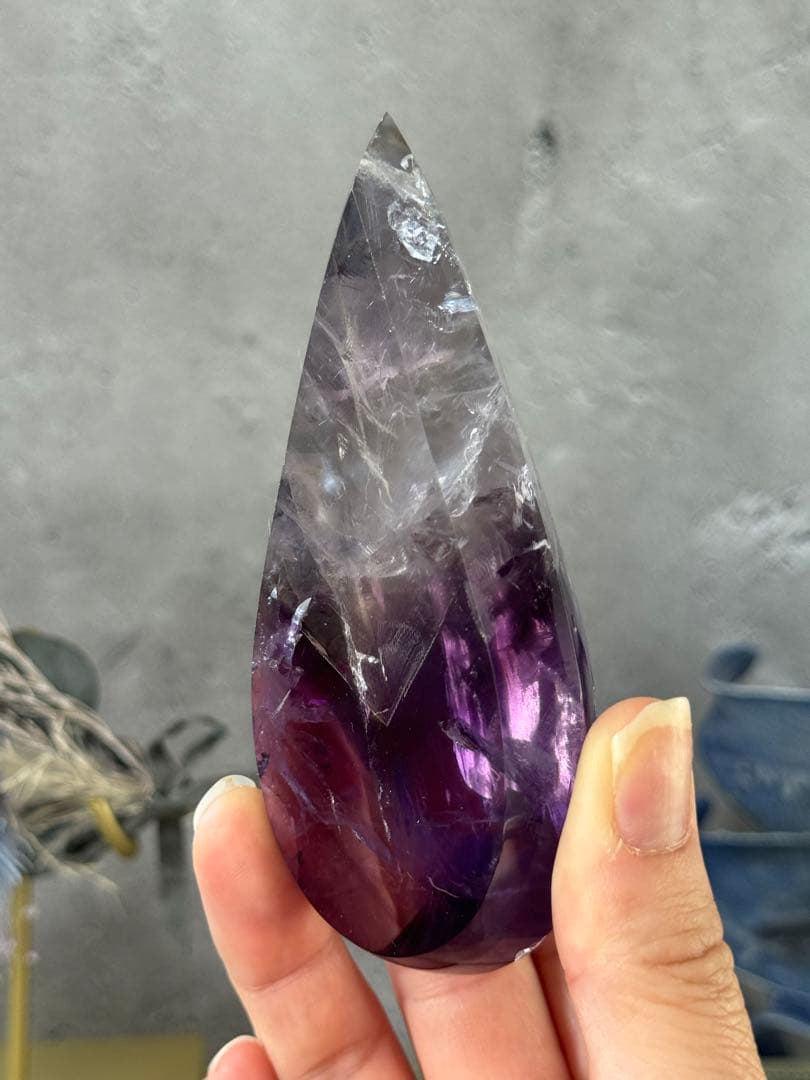 アメジストファントム　ドロップ　涙型　置物 スタンド付き