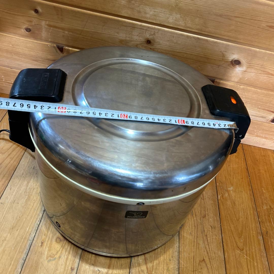 Zojirushi 象印、炊飯器、業務用￼ステンレス炊飯器