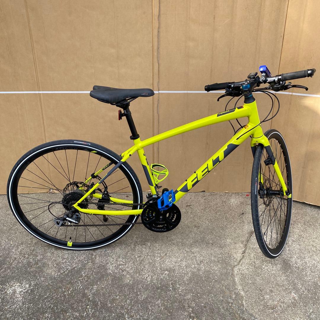 FELTベルザスピード40 クロスバイク