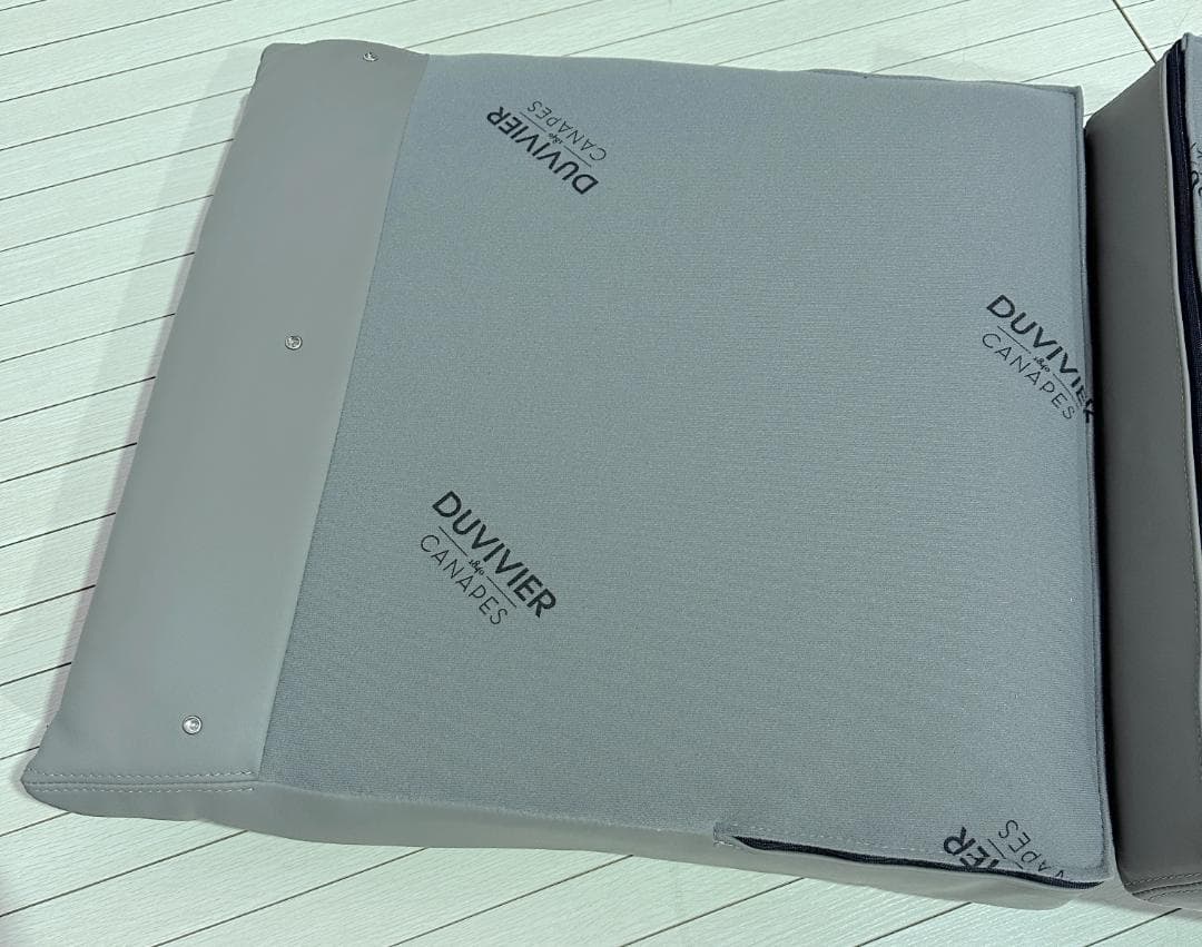 DUVIVIER　デュヴィヴィエ　MERCHIOR　1人掛ソファ　本革　120万