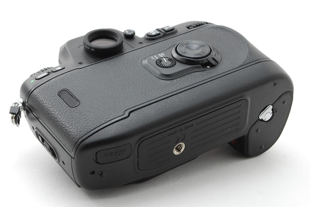 【美品】Nikon F100 Body ストラップ レンズキャップ