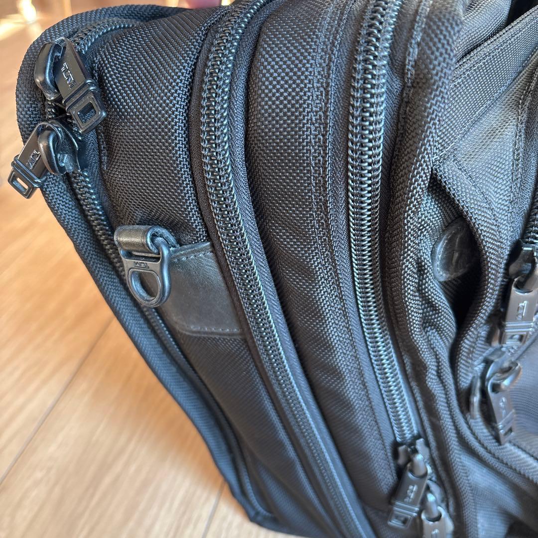 TUMI ビジネスバッグ ブラック A4対応（早い者勝ち）