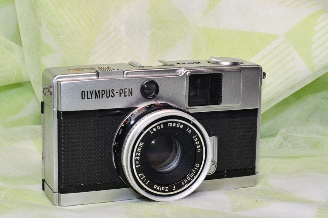 《動作品》OLYMPUS-PEN EED a359