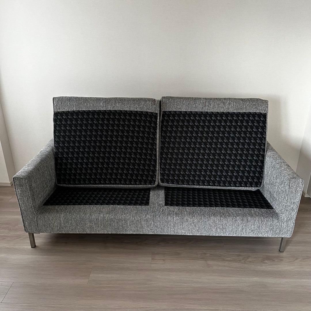 ACTUS アイラーセン ストリームライン ソファー