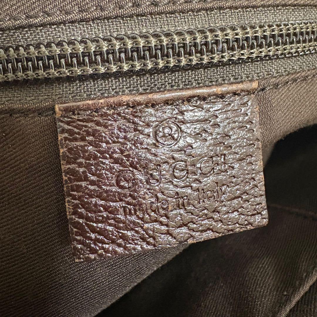 グッチ　メッセンジャーバッグ　GG 総柄　キャンバス　レザー　本革　ベージュ