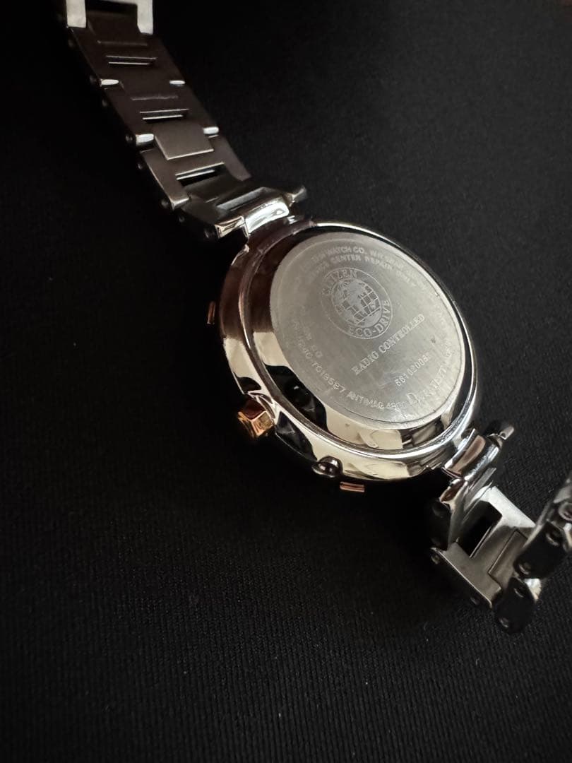 CITIZEN xCクロスシー 腕時計 ピンクダイヤルエコドライブベルトの調整有