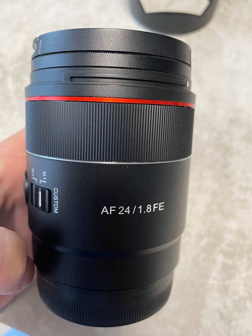 良品　SAMYANGサムヤンAF 24/1.8 FE 単焦点レンズ
