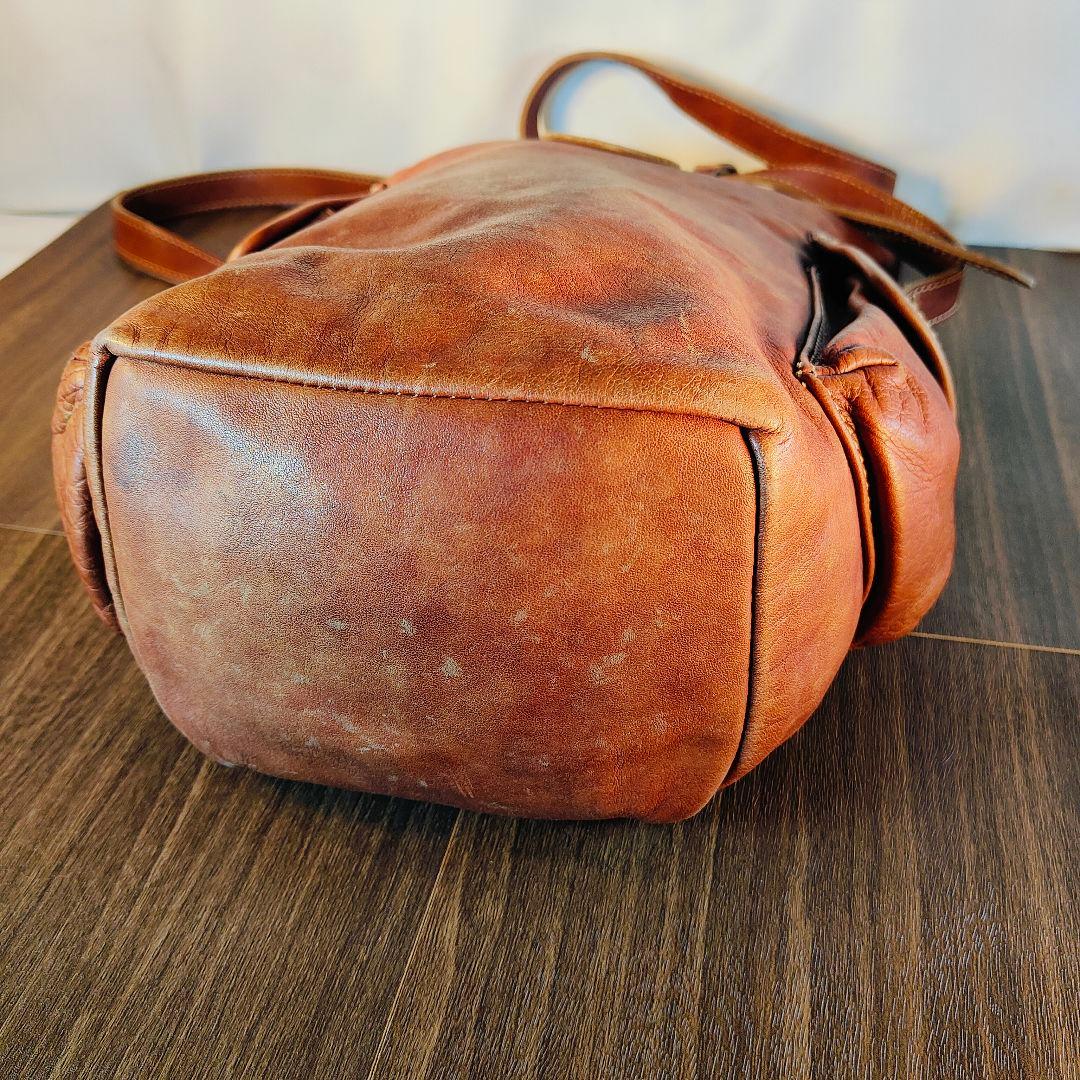 【極美品】オロビアンコ　イタリア製　高級レザーショルダーバッグ　本革 正規品