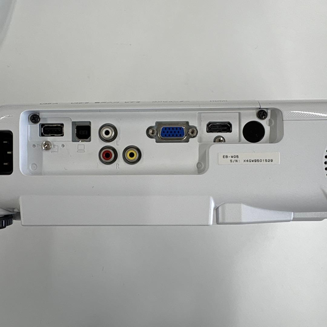 EPSON EB-W05 プロジェクター カバン付き
