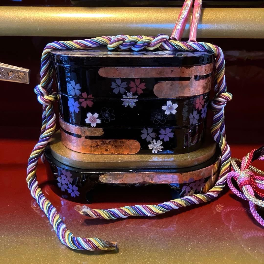 御京雛①平安春峰作　雛人形　三段飾り　お雛様　京都西陣織り　ひな人形3段　桜刺繍