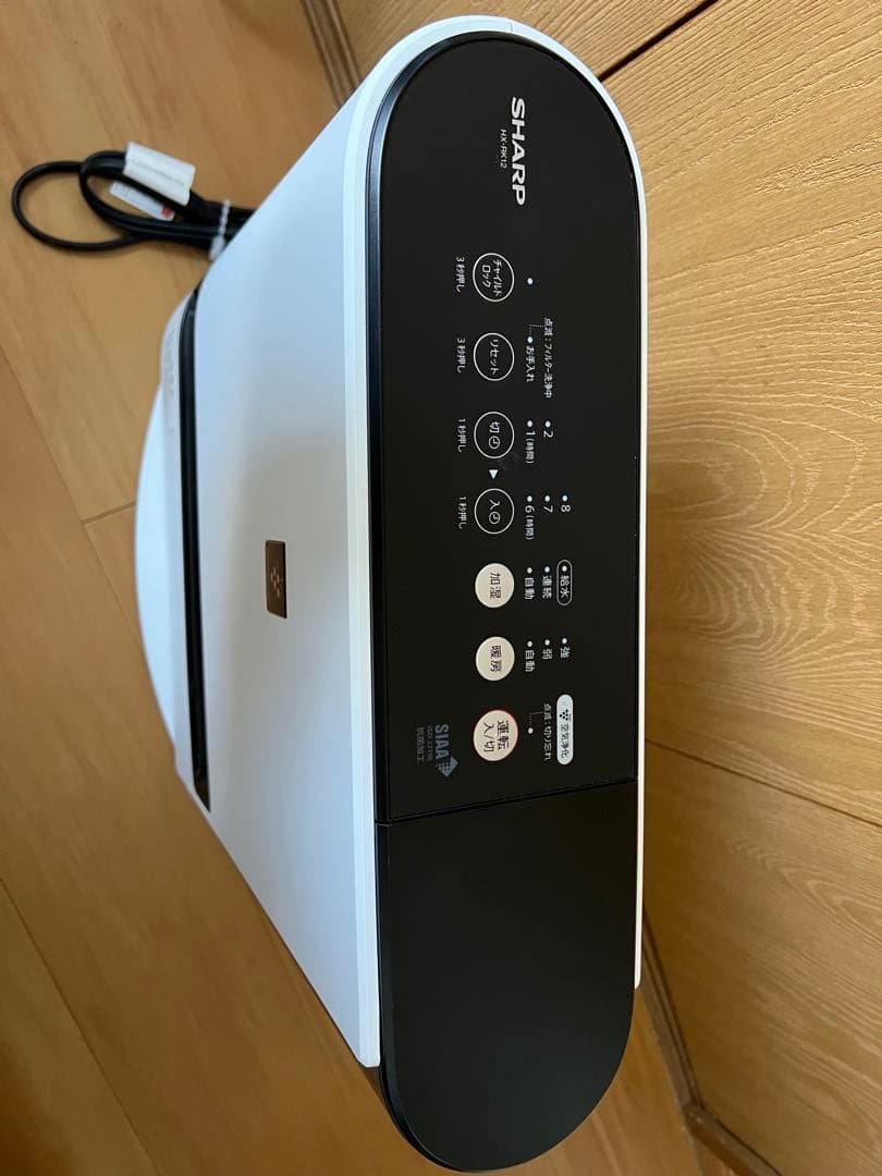 SHARP セラミックファンヒーター (HX-RK12-W)