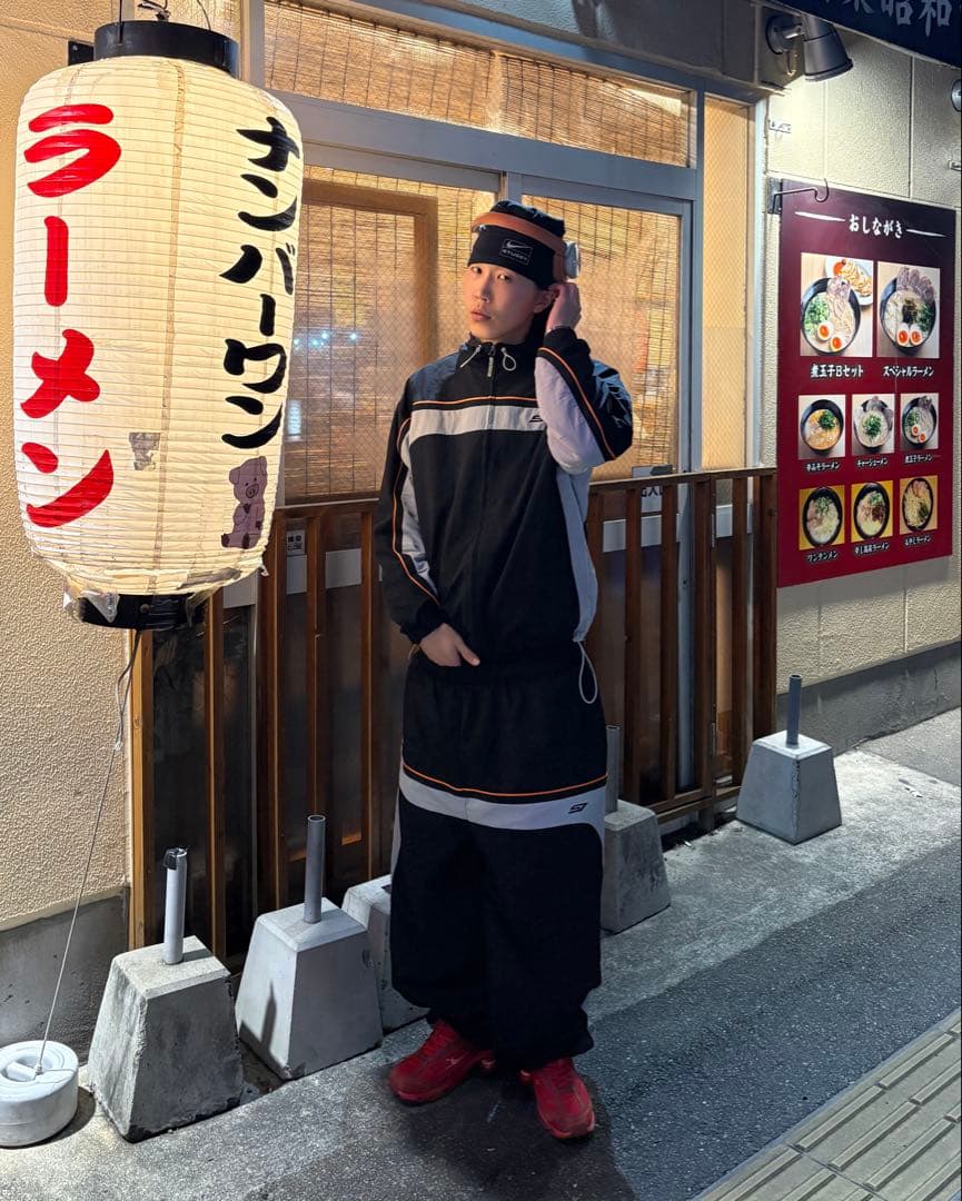 SE7EN ナイロンセットアップ (メルトラ似)