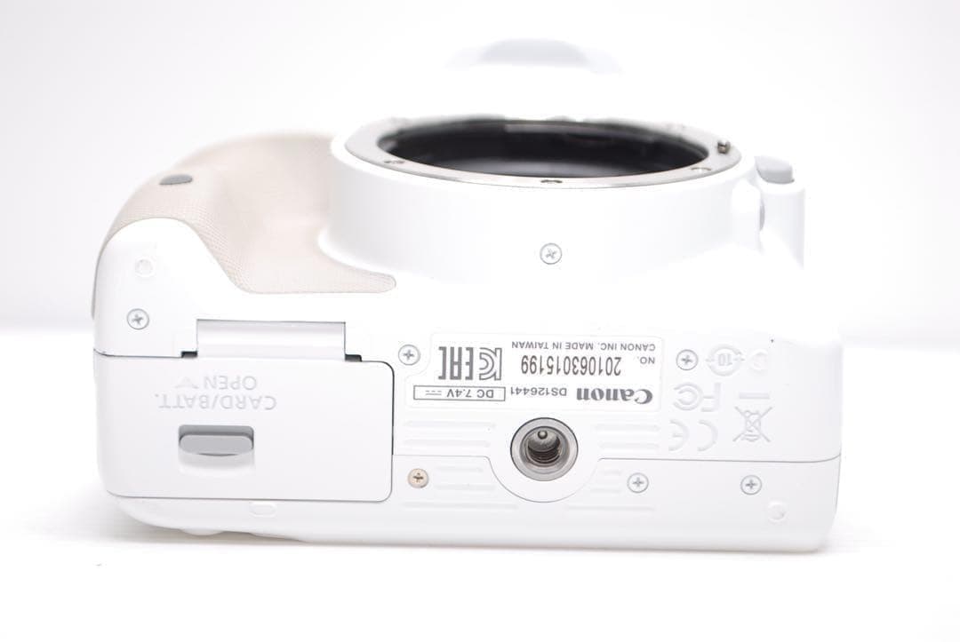 ⭐︎キャノン kiss X7 ⭐︎ダブルレンズセット 最軽量モデル 扱いやすい