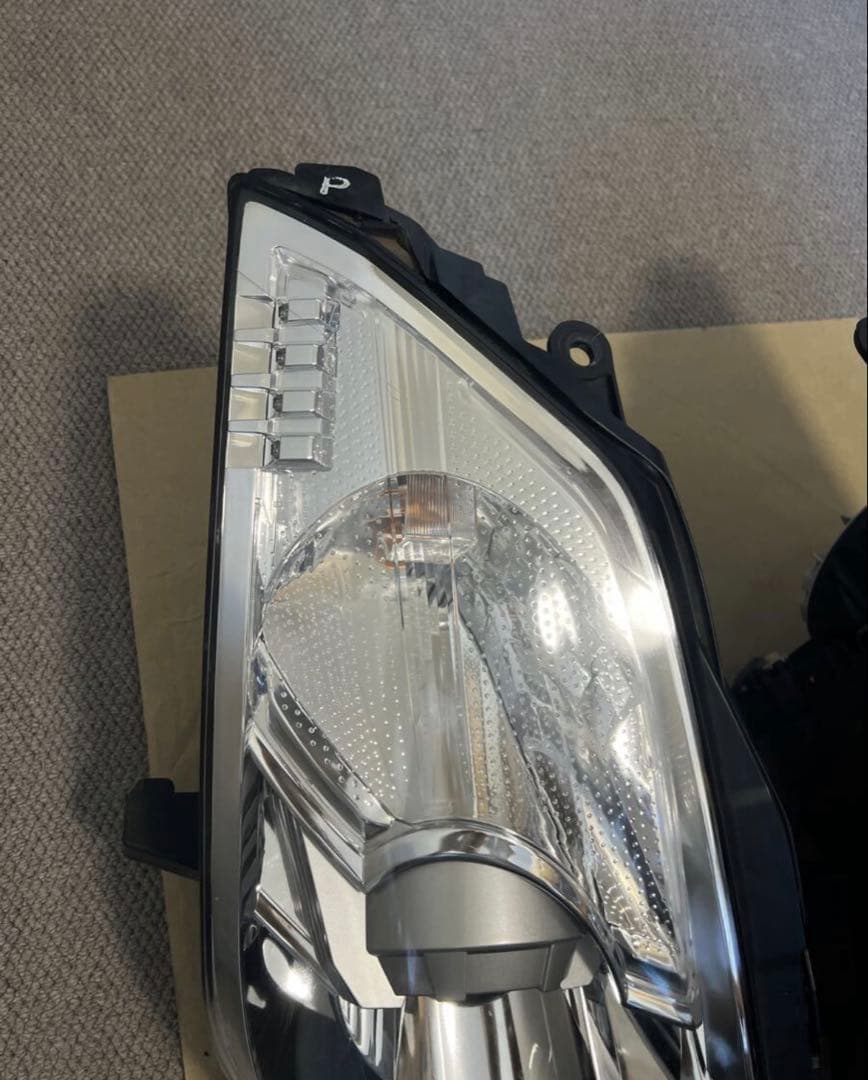 フェアレディZ Z33 中期 ヘッドライト 左右セット（中古品）