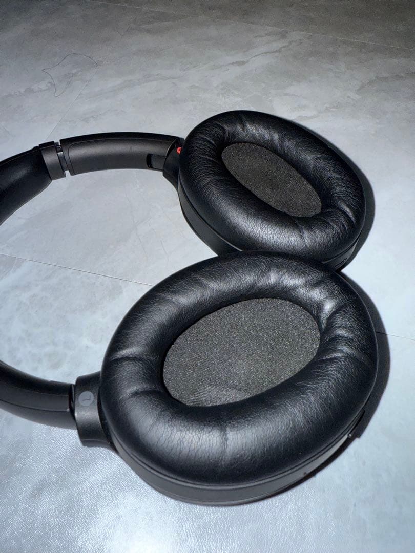 【美品】SONY WH-1000XM4 ワイヤレスヘッドホン ブラック