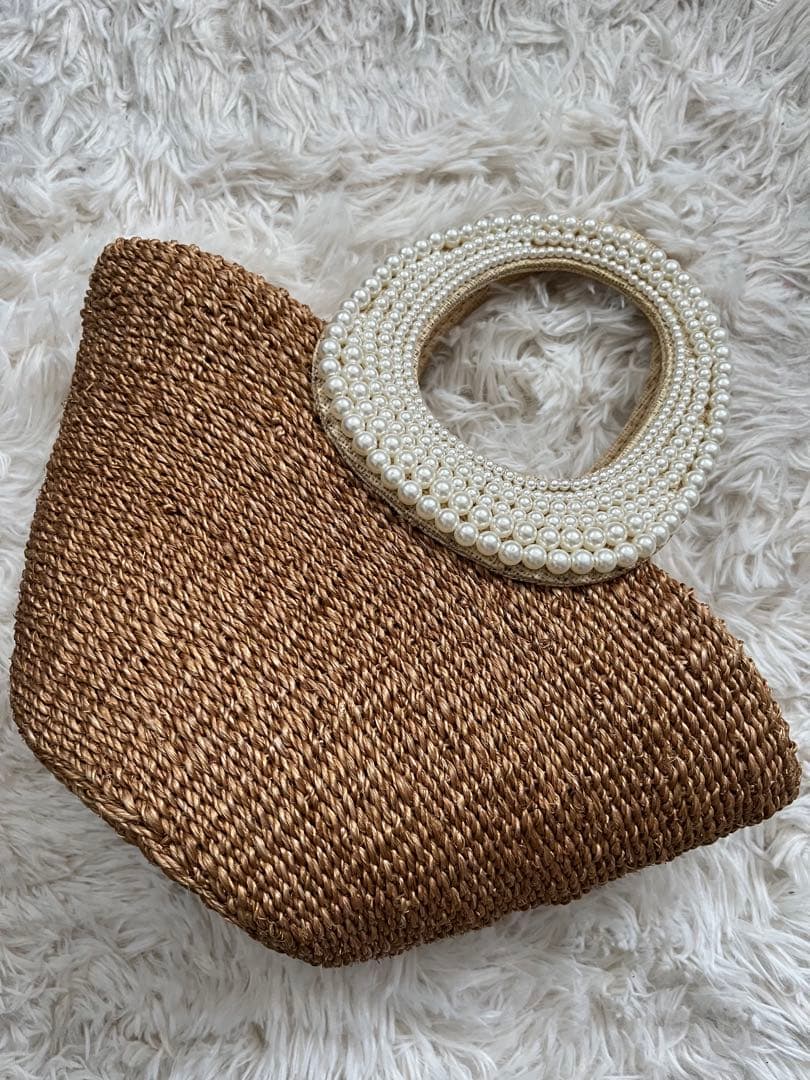 素敵に可愛いい⭐︎アナトリエ⭐︎ベージュ パール装飾 かごバッグ