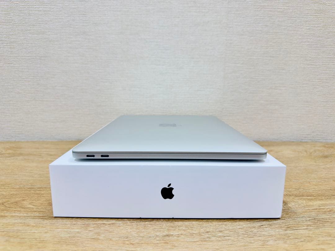 美品MacBook Pro 【MacOS 2023年／512GB／Office付