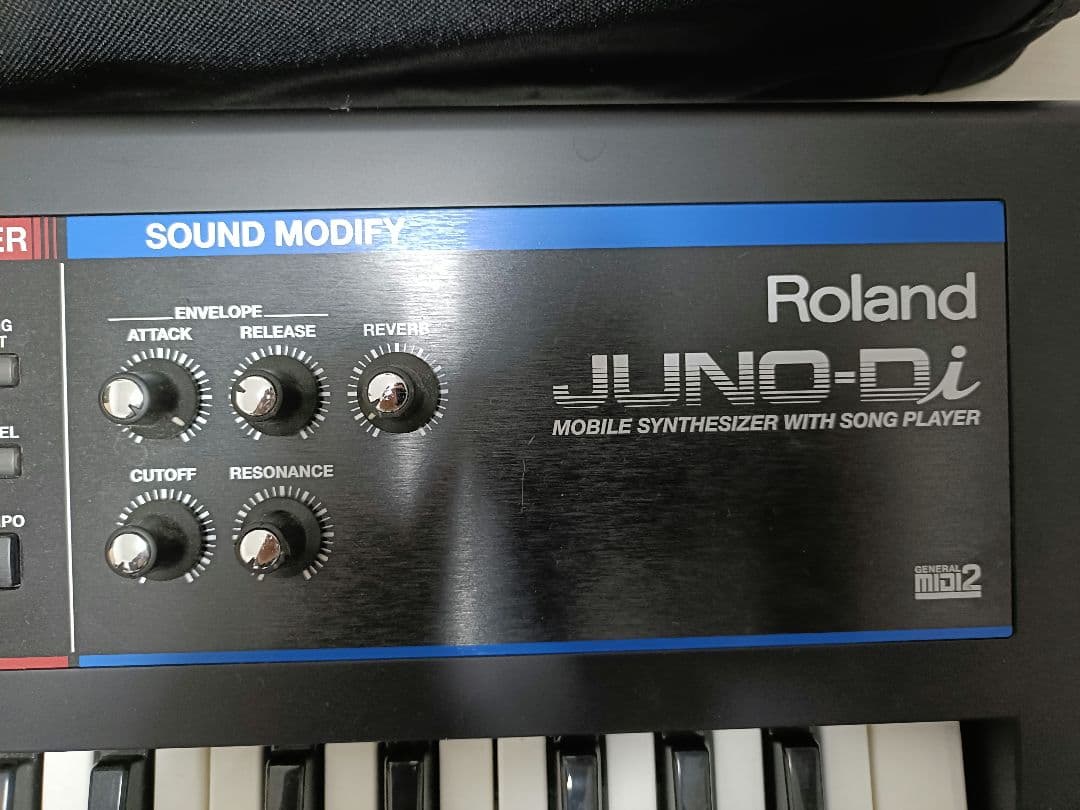 美品Roland JUNO-Di シンセサイザー