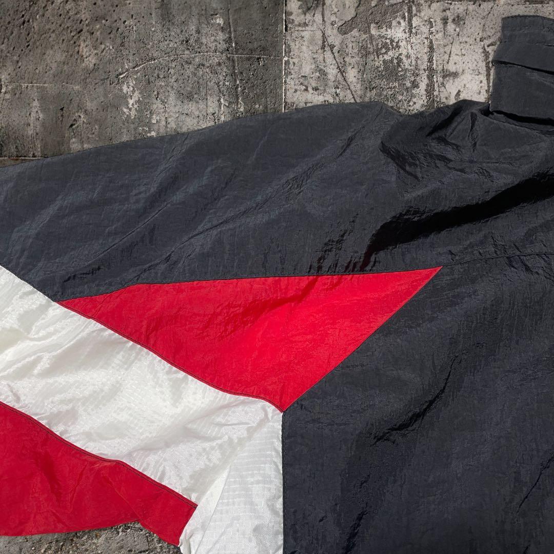 激レア90sReebokナイロンジャケット バックロゴ刺繍ロゴ古着ヴィンテージ