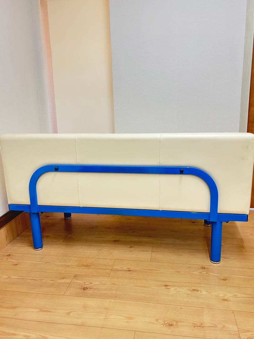 直接取引き•自車配送可　高田ベッド　ソファ　待合室　整骨院